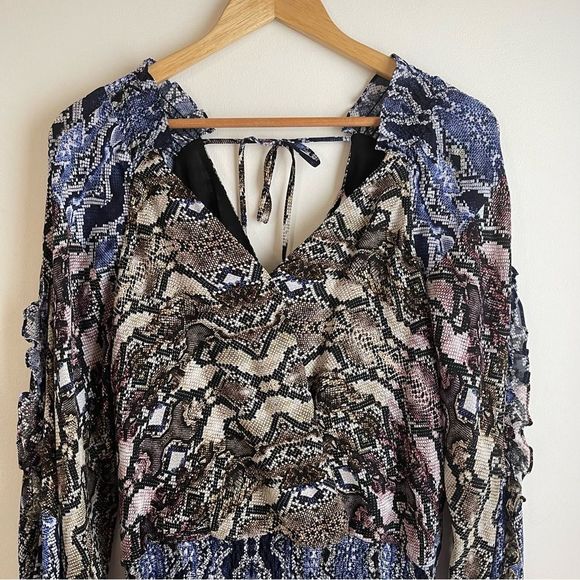 Parker Gladis Snakeskin Print Silk Ruffle Detail Dress Size Med NWT - Picture 7 of 12